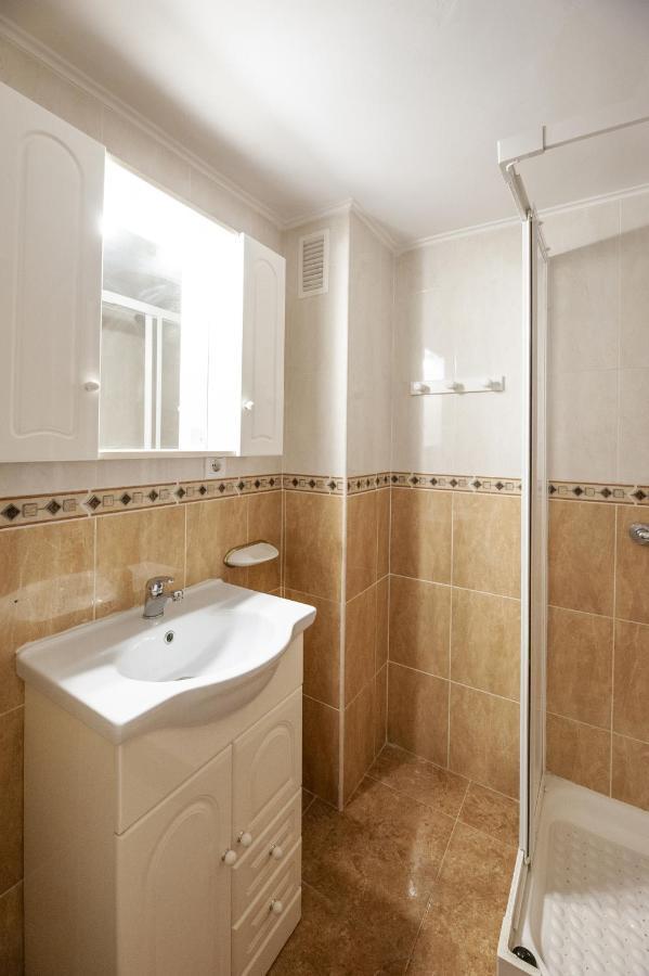 La Nogalera Apt City Center Torremolinos Luaran gambar